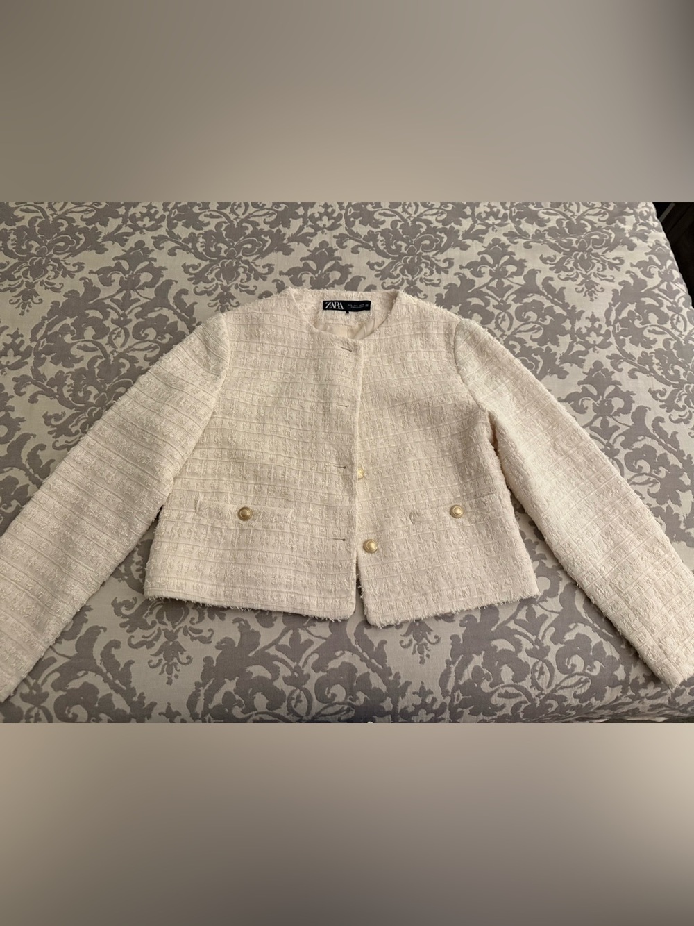 ZARA Cream Ivory Tweed Cropped Jacket Gold Buttons Size L